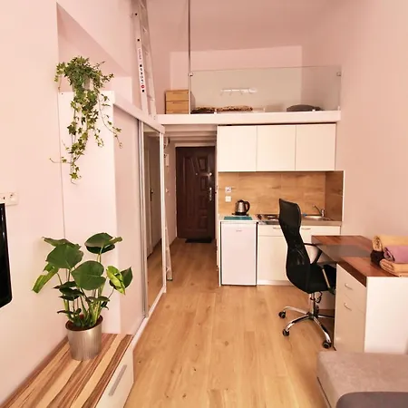 Komuny Paryskiej 62 Apartament *